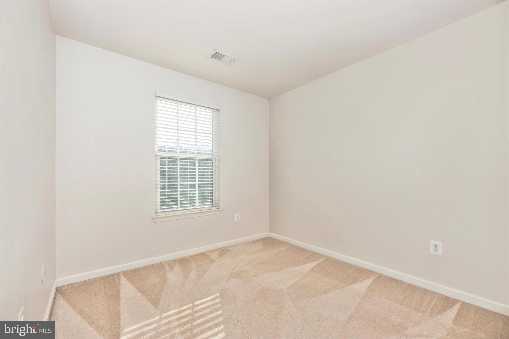 2066 Spring Run Circle Frederick, MD 21702 - Photo 22 of 32 Bedroom #3