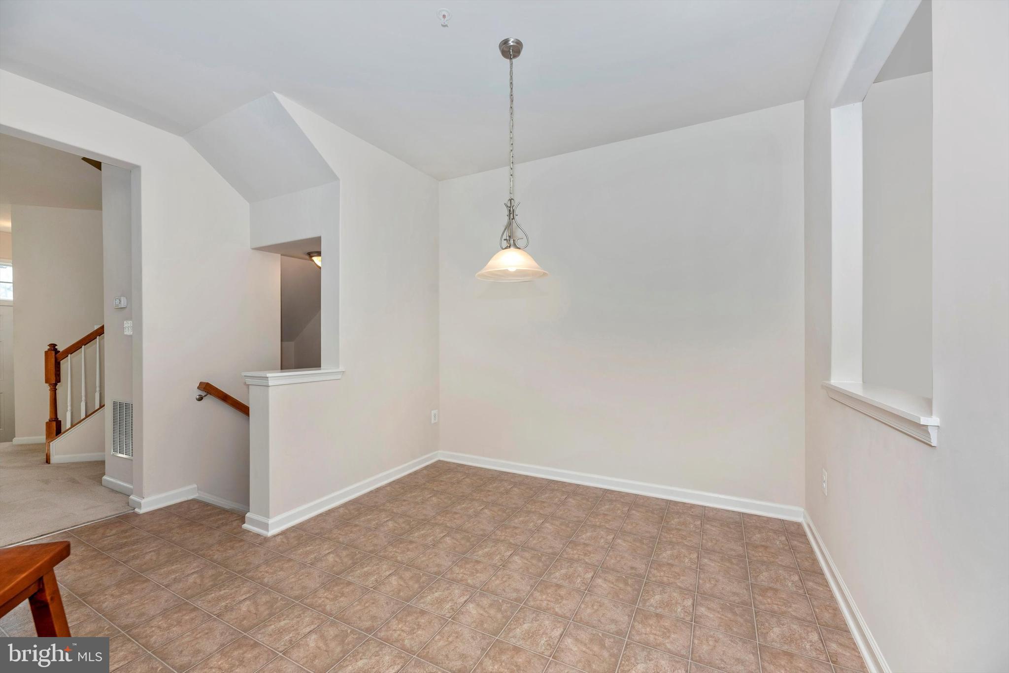 2066 Spring Run Circle Frederick, MD 21702 - Photo 8 of 32 Dining Area