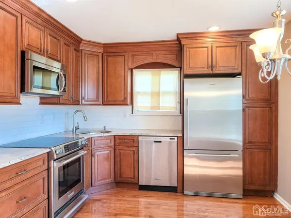 $2,500 | 2 D Aaron Burr Court, Monroe Township, NJ 08831