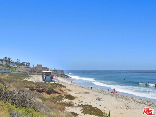 $8,999 | 11422 Tongareva Street, Malibu, CA 90265