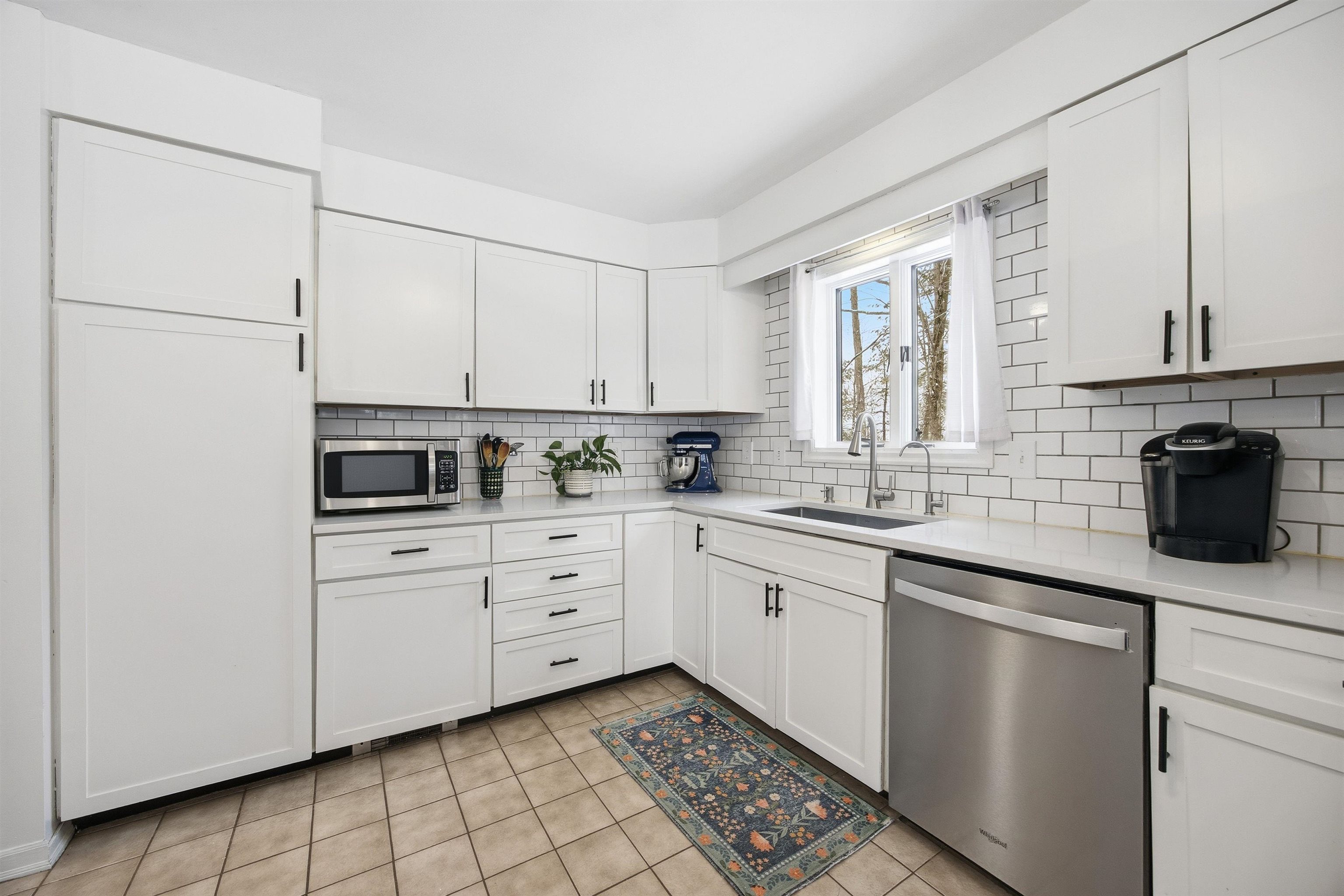 29 South Bow Dunbarton Road Bow, NH 03304 - Photo 15 of 60