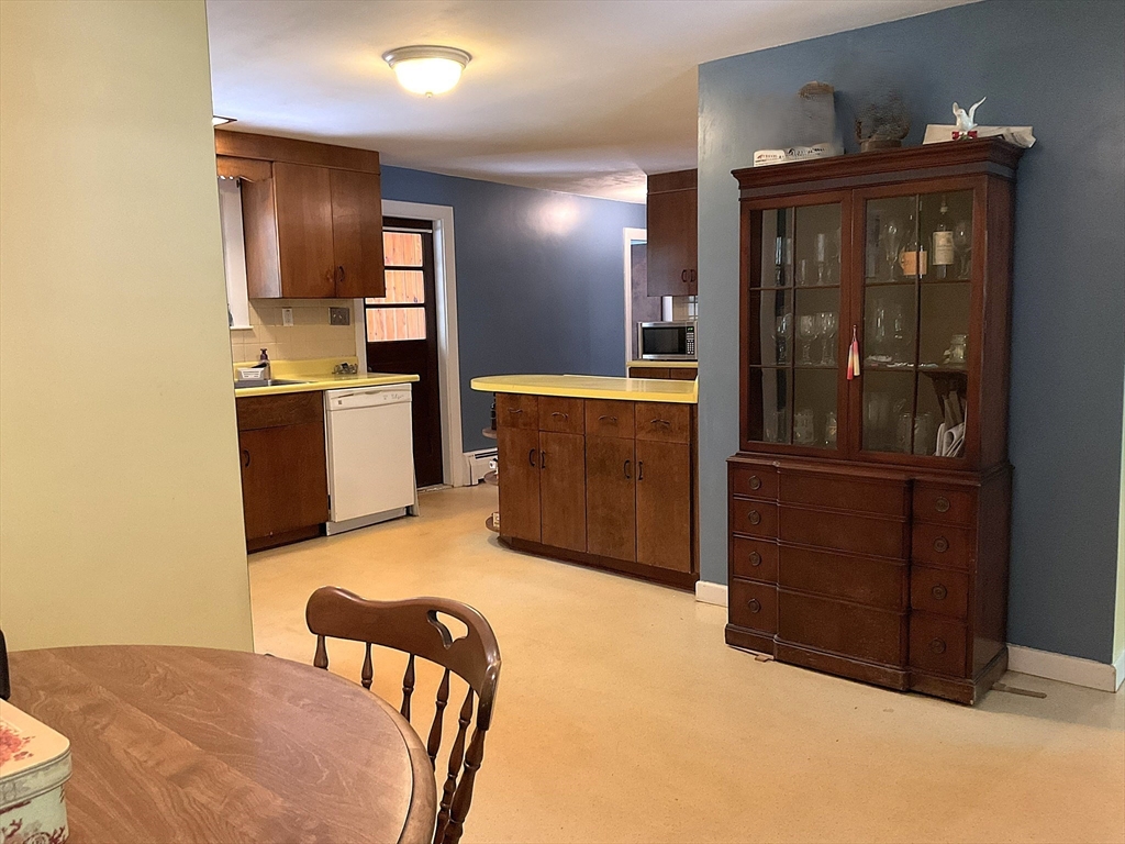 165 State Road Templeton, MA 01436 - Photo 8 of 28 Gallery Image 8