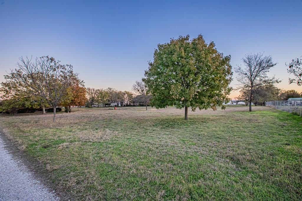 6942 Silver Creek Azle Road Azle, TX 76020 - Photo 35 of 37