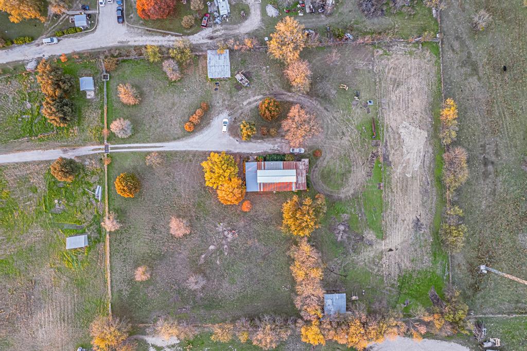 6942 Silver Creek Azle Road Azle, TX 76020 - Photo 7 of 37