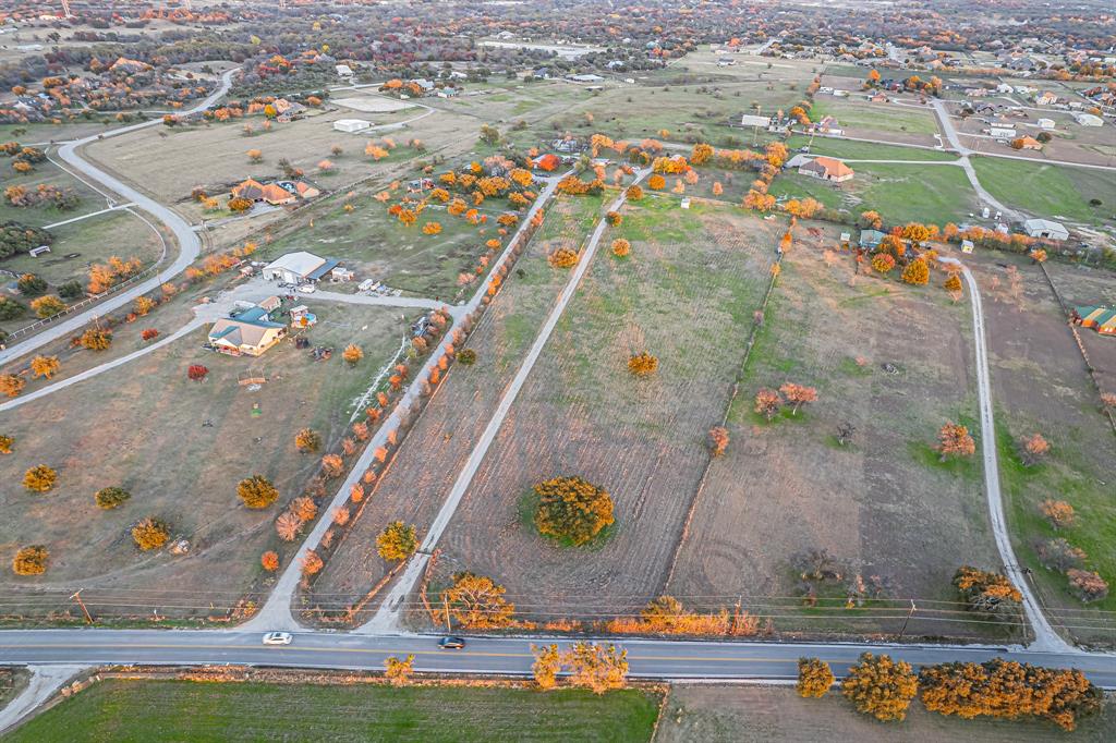 6942 Silver Creek Azle Road Azle, TX 76020 - Photo 8 of 37