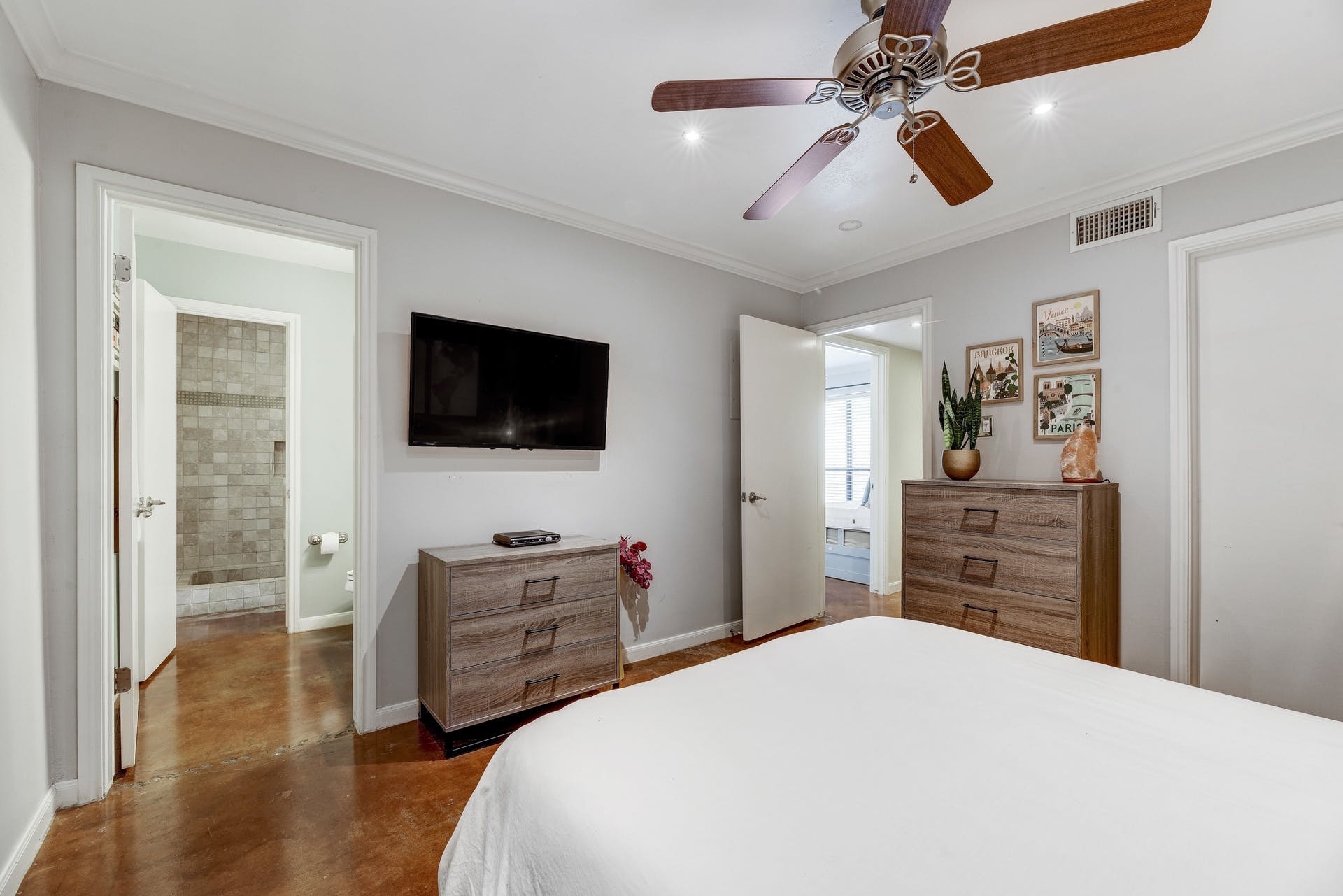 1100 Azie Morton Road, Unit 1102 Austin, TX 78704 - Photo 17 of 26