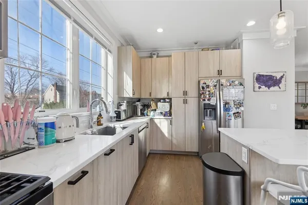 $7,200 | 1 Hamilton Place, Tenafly, NJ 07670