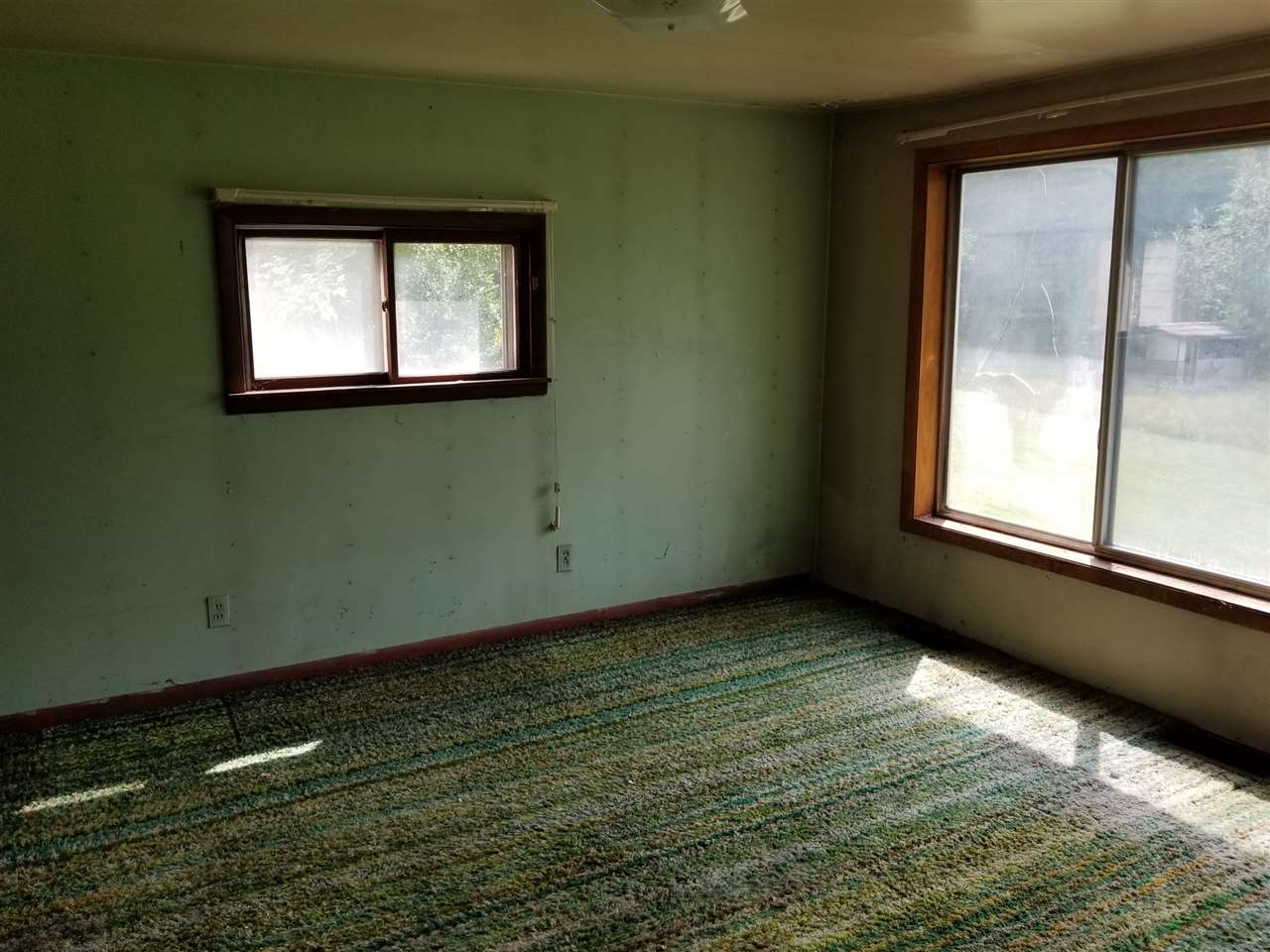 514 East Clarence Road Harrison, MI 48625 - Photo 8 of 16 1852082-7.JPG