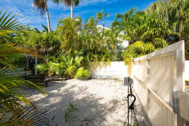$2,250,000 | 1626 Sirugo Avenue, Key West, FL 33040