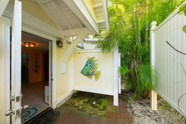 $2,250,000 | 1626 Sirugo Avenue, Key West, FL 33040