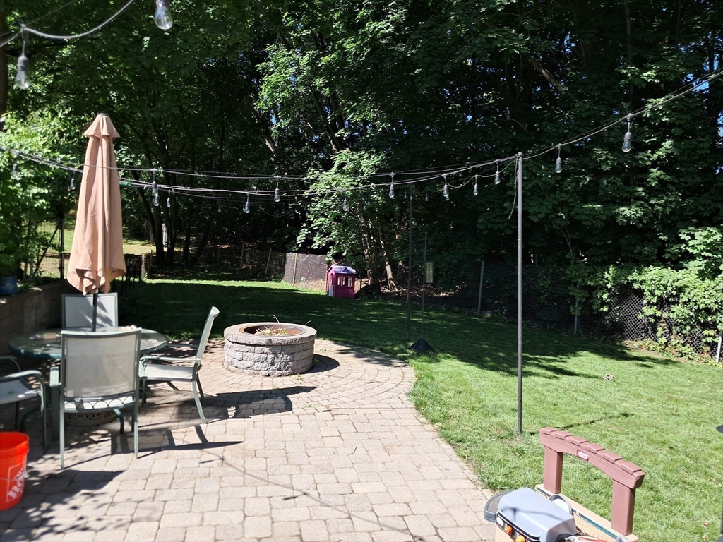 116 Parker Road Wakefield, MA 01880 - Photo 28 of 31