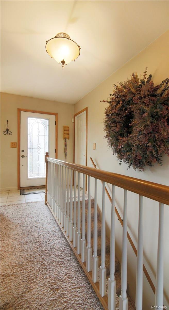 520 Angle Road Lapeer, MI 48446 - Photo 9 of 44 13.jpg
