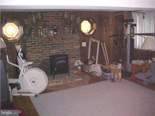 307 Hickory Road Warminster, PA 18974 - Photo 5 of 6