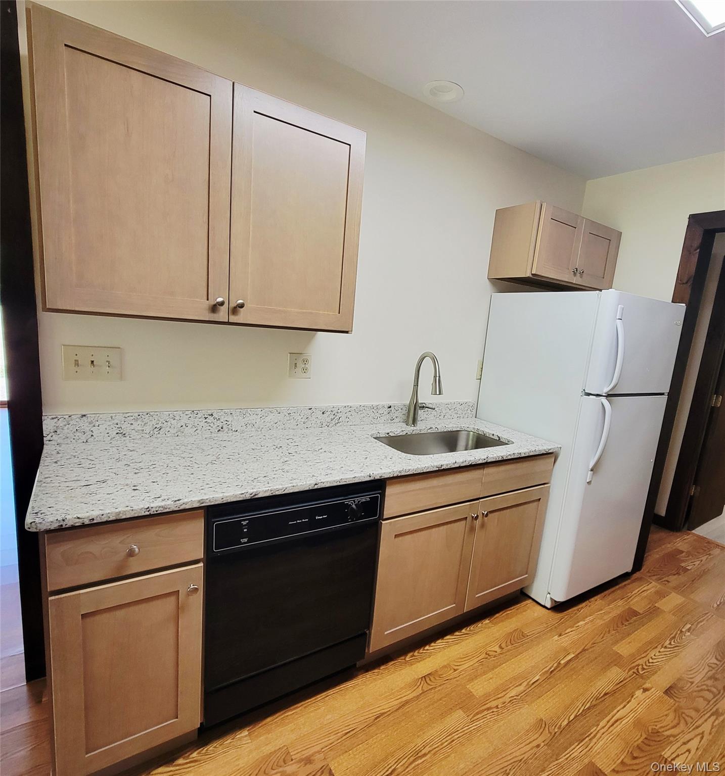 94 Plains Road, Unit LEFT SIDE Walden, NY 12586 - Photo 12 of 22
