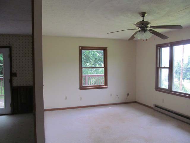 515 Mill Road Pembroke, VA 24136 - Photo 4 of 11 INSPECTION 08-24-12_07