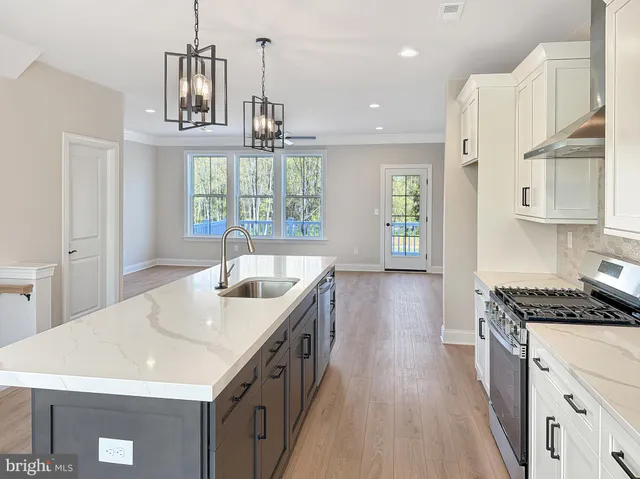 $569,900 | 11 Schadle Road, Perkasie, PA 18944