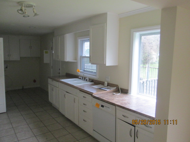 10101 Meadow Lane Des Plaines, IL 60016 - Photo 7 of 16