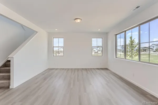 $3,500 | 170 South Vandriver Way, Aurora, CO 80018