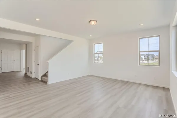$3,500 | 170 South Vandriver Way, Aurora, CO 80018