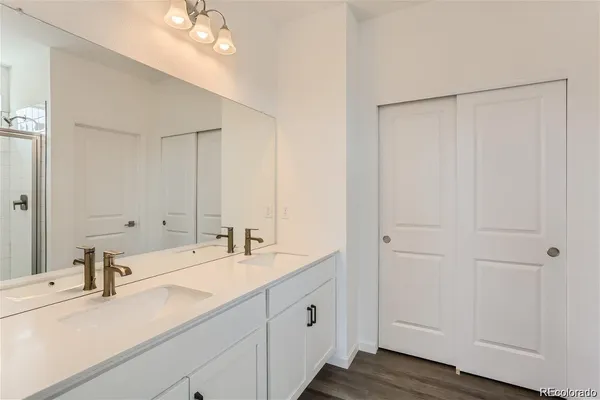 $3,500 | 170 South Vandriver Way, Aurora, CO 80018