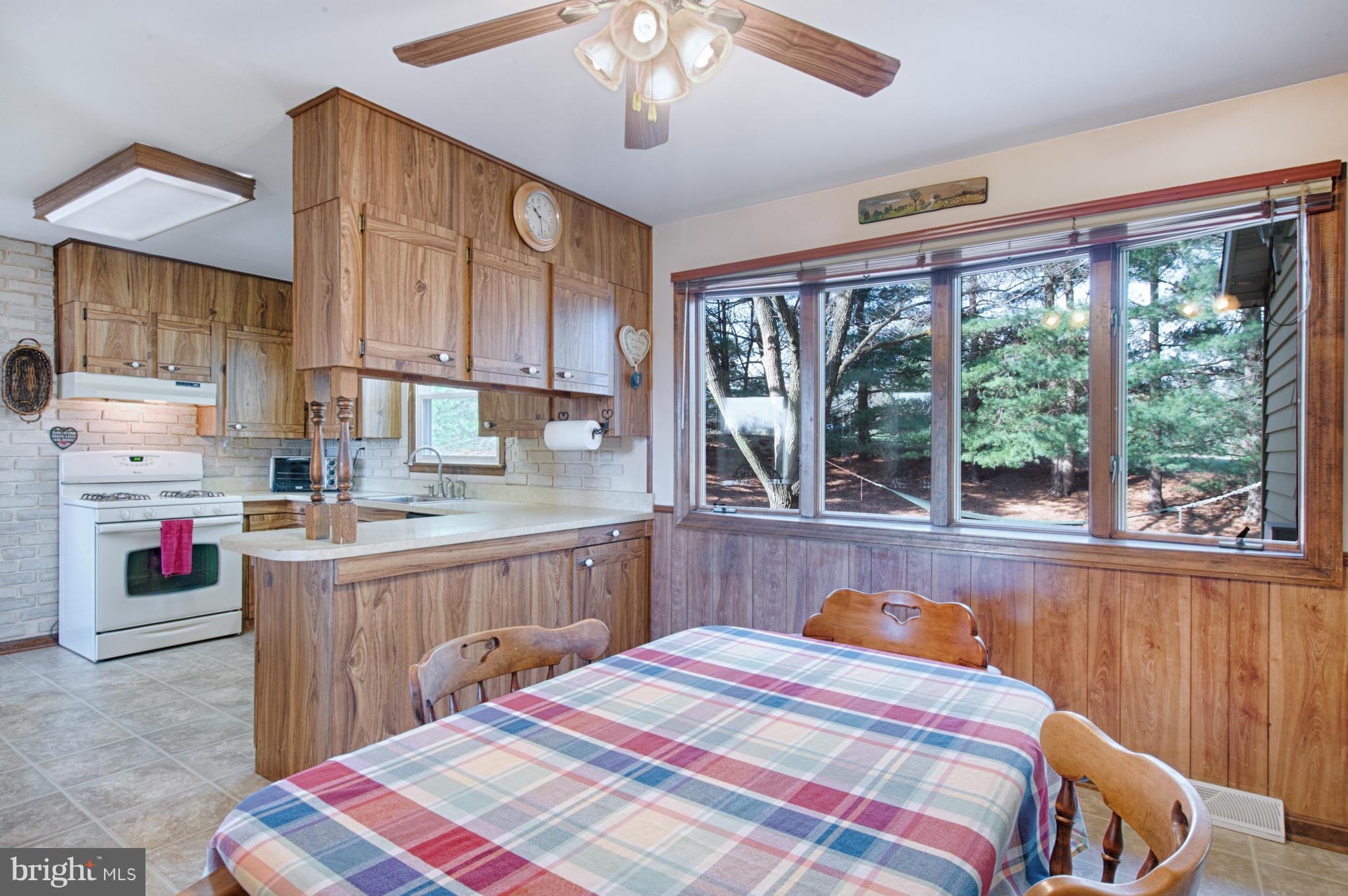 2300 Jerrys Road Street, MD 21154 - Photo 12 of 28 Kitchen