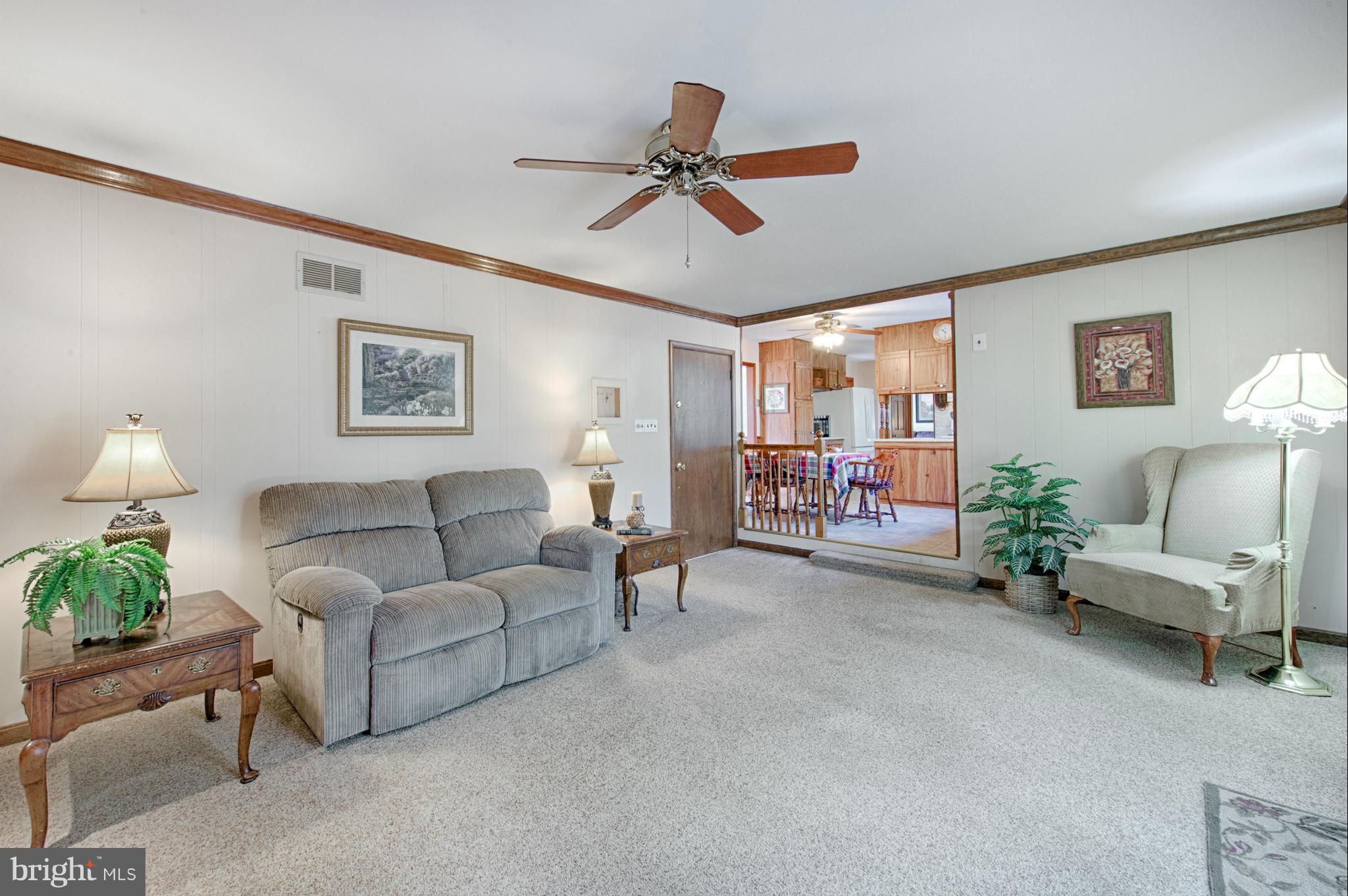 2300 Jerrys Road Street, MD 21154 - Photo 13 of 28 Family Room