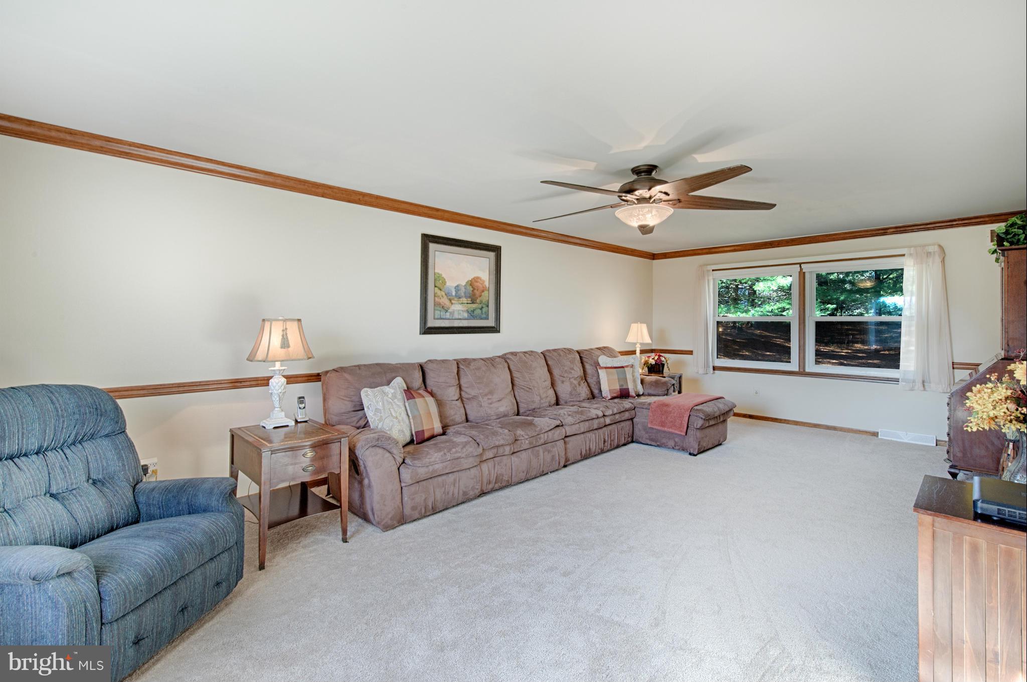 2300 Jerrys Road Street, MD 21154 - Photo 8 of 28 Living Room