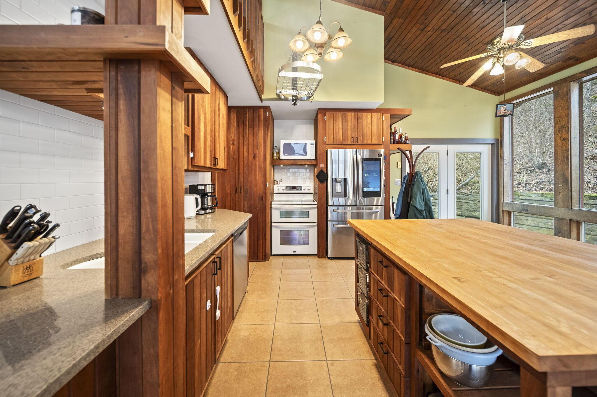 9948 State Rte 682 Athens, OH 45701 - Photo 3 of 33 Kitchen with Granite and Smart Fridge