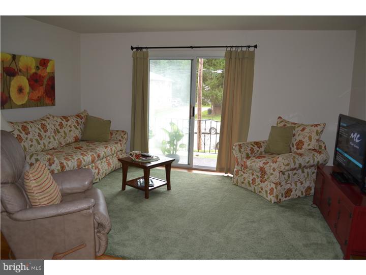 846 Garrett Lane Springfield, PA 19064 - Photo 4 of 21 Unit #1