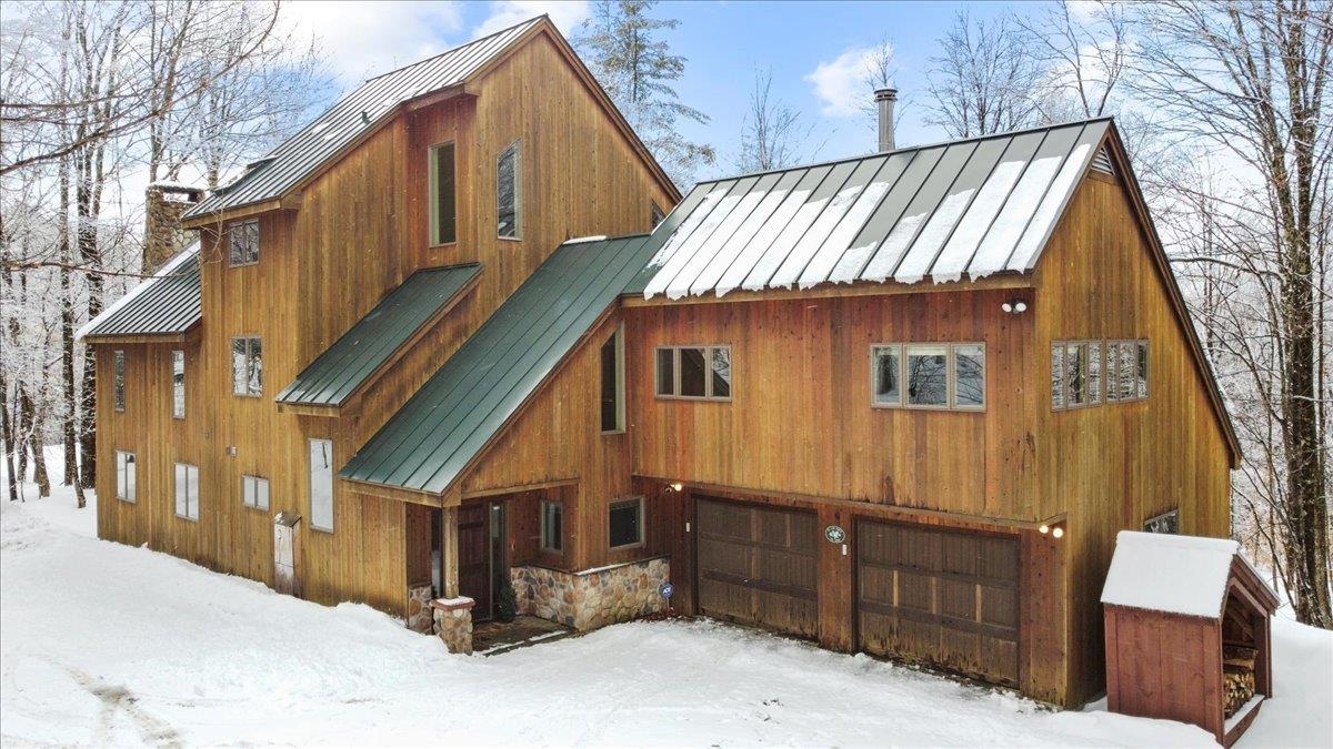 14 Sap Bucket Road Winhall, VT 05340 - Photo 4 of 40