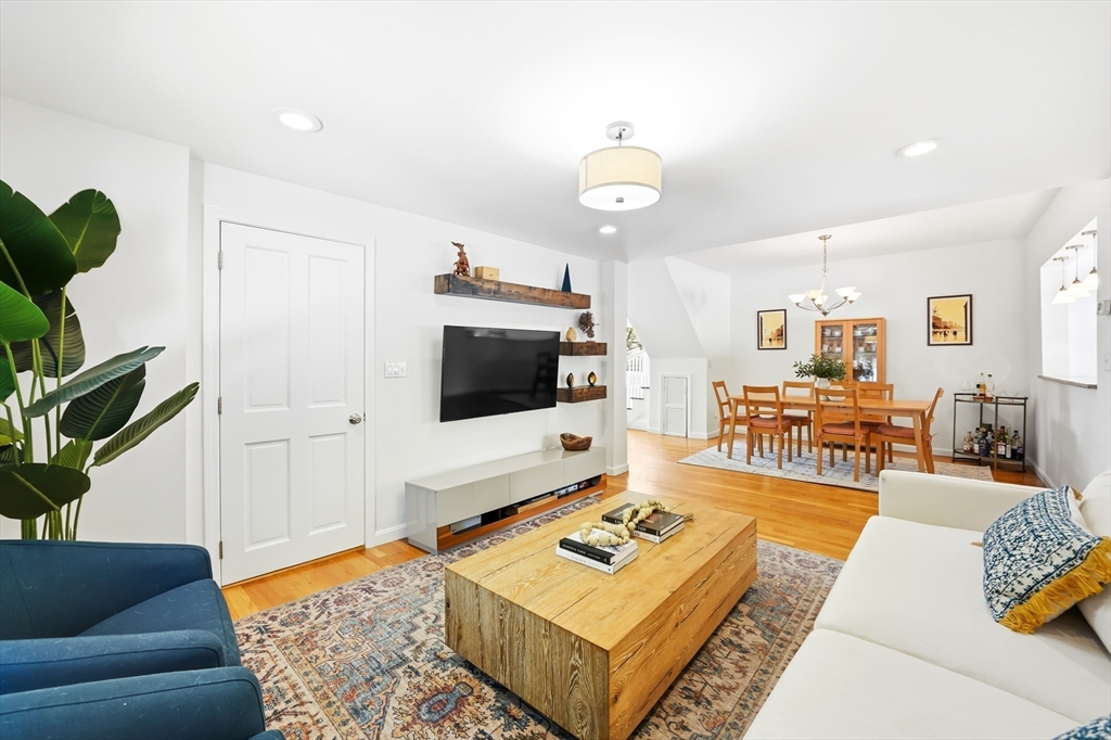 41 Cross Street Winchester, MA 01890 - Photo 12 of 41