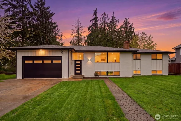 $1,000,000 | 24227 100th Avenue Southeast, Kent, WA 98030