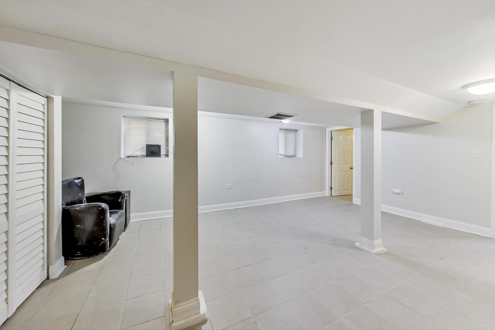 4237 West School Street Chicago, IL 60641 - Photo 53 of 72