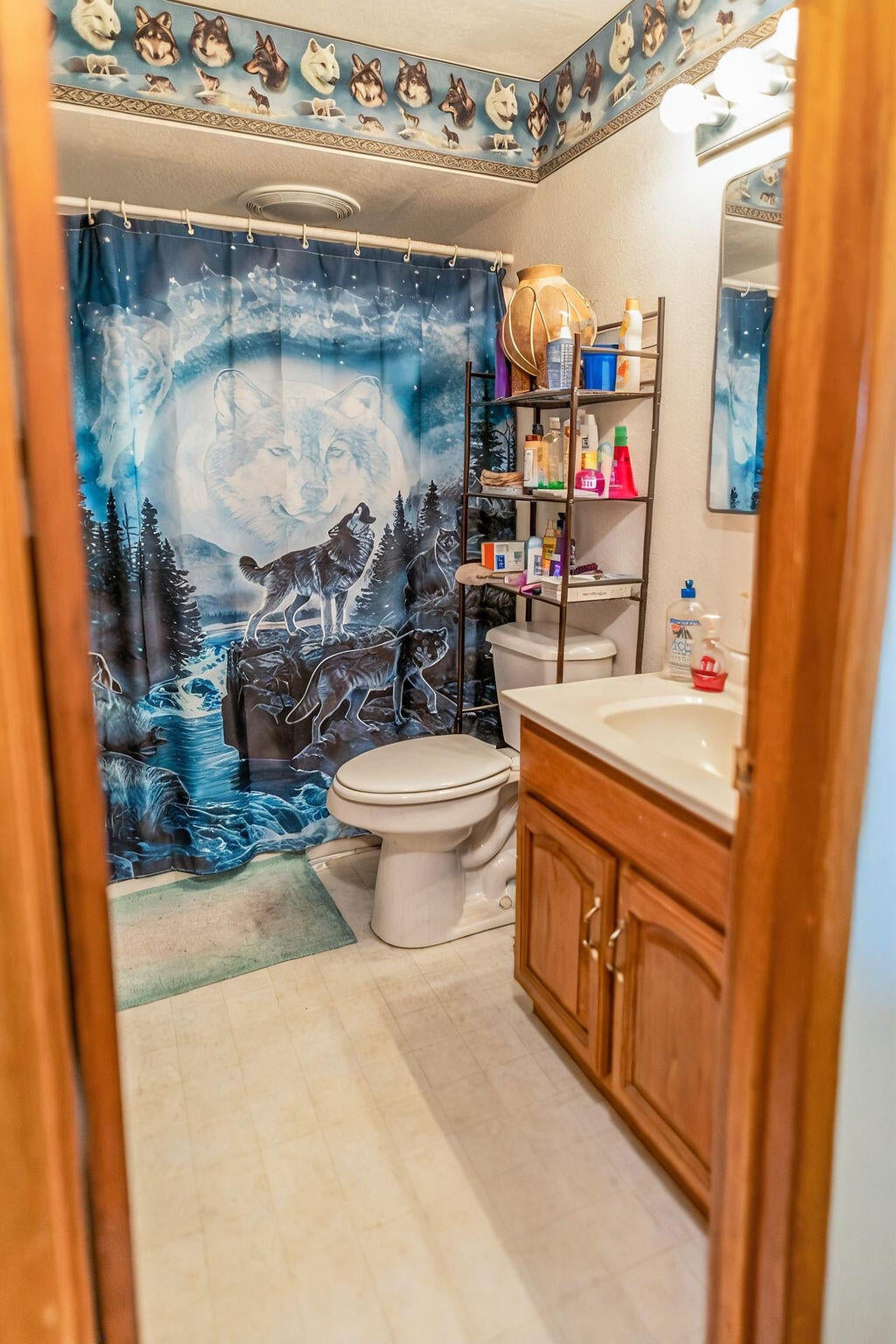 2137 Orindale Road Klamath Falls, OR 97601 - Photo 7 of 31 7bc90aa5-780d-4ab4-a879-0a314637be3c