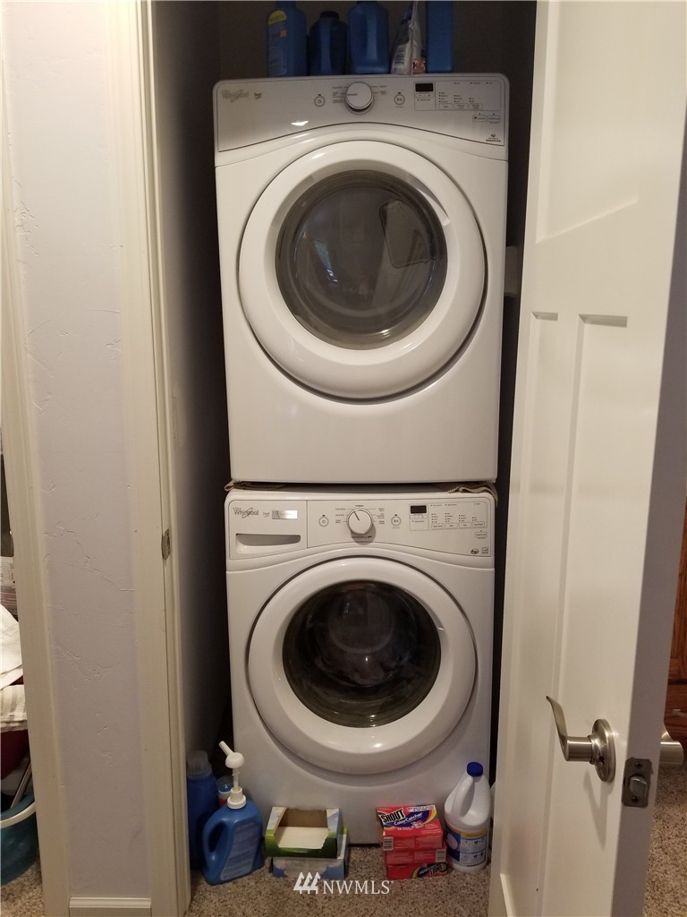 98 Armadale Road, Unit 211 San Juan Island, WA 98250 - Photo 14 of 15 a utility room with dryer and washer
