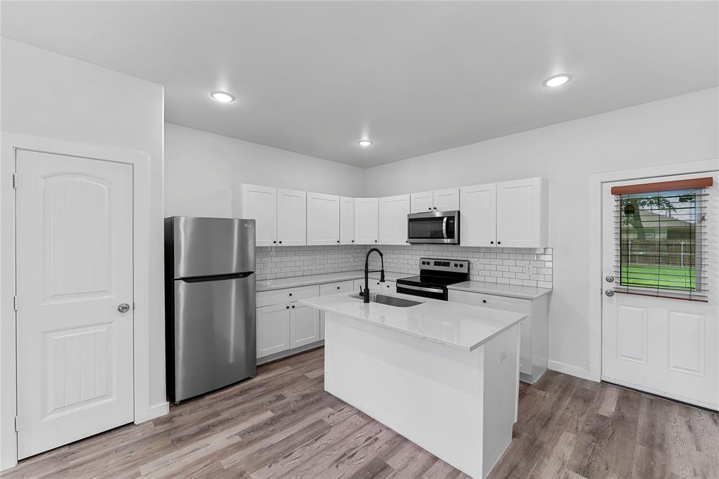 3331 Spring Avenue Dallas, TX 75215 - Photo 4 of 20