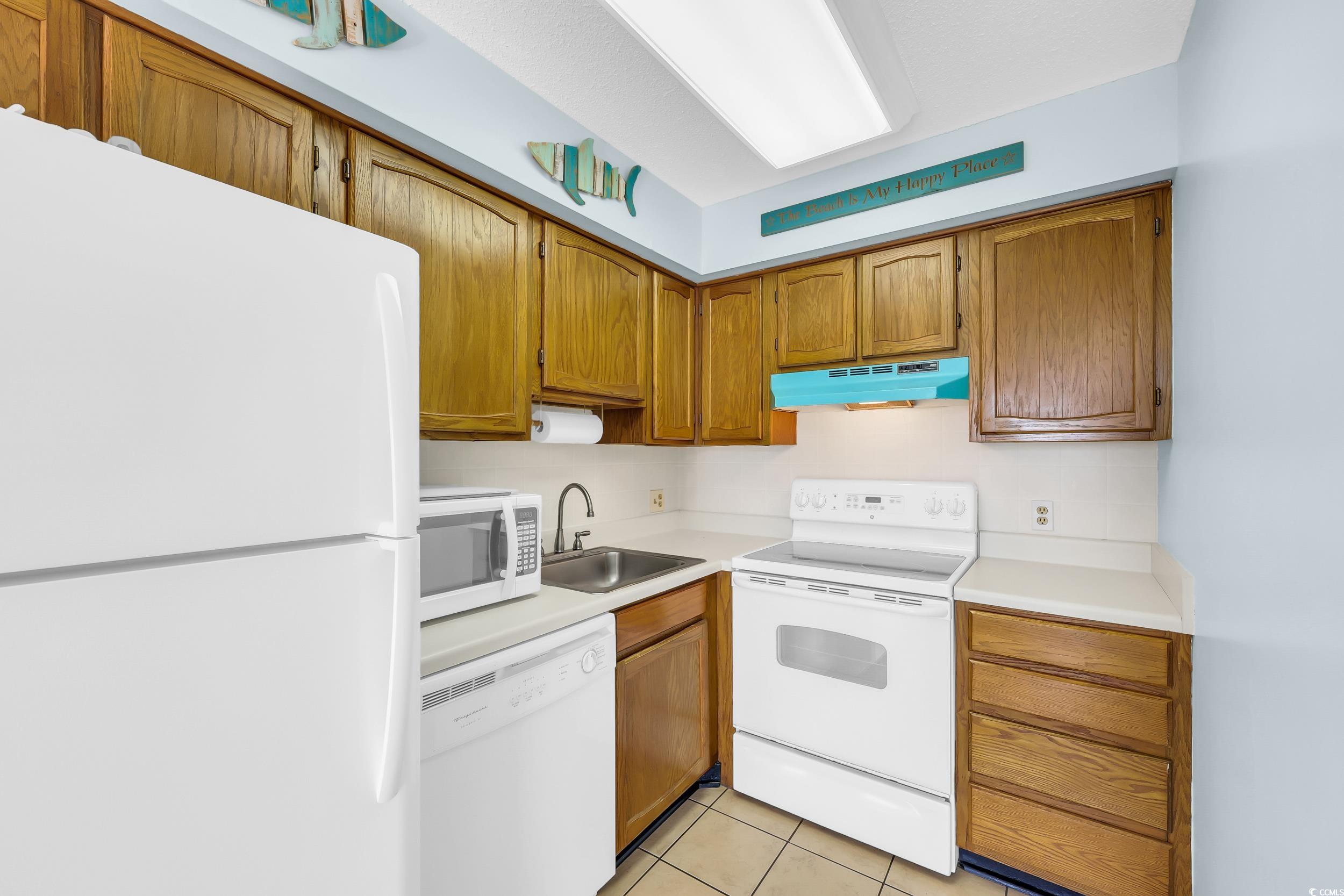 301 North Waccamaw Drive, Unit 204 Murrells Inlet, SC 29576 - Photo 18 of 40