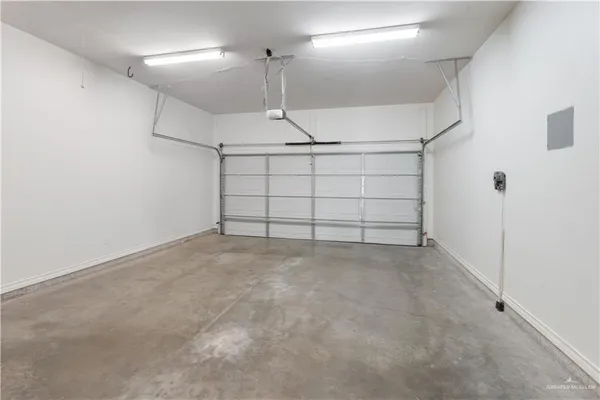 $1,750 | 3315 Omega Street, Edinburg, TX 78539