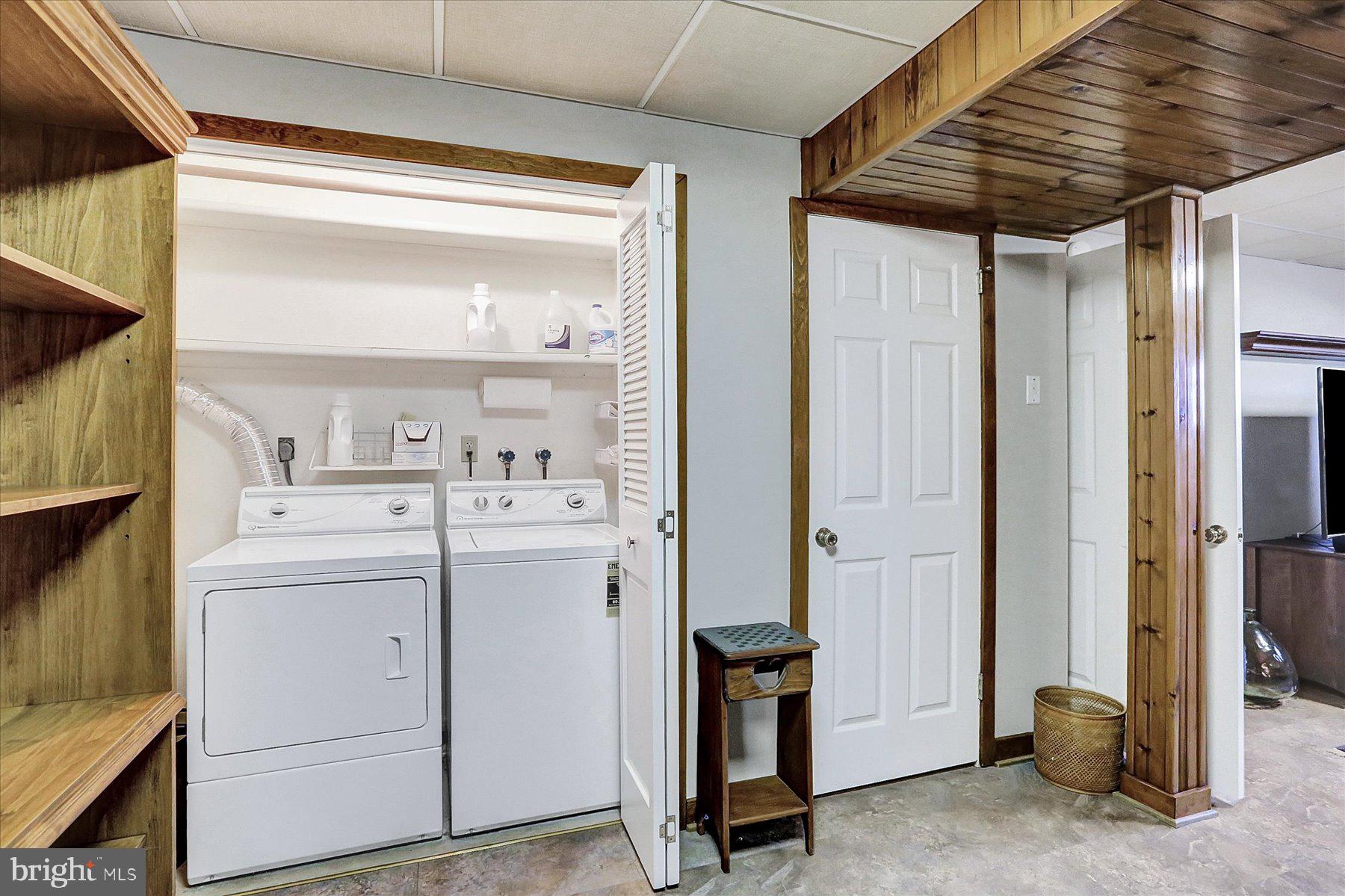 186 Pheasant Road Grantville, PA 17028 - Photo 27 of 42 Lower level laundry