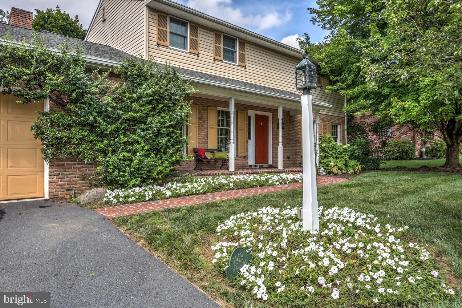 1929 North Eden Road Lancaster, PA 17601 - Photo 12 of 93