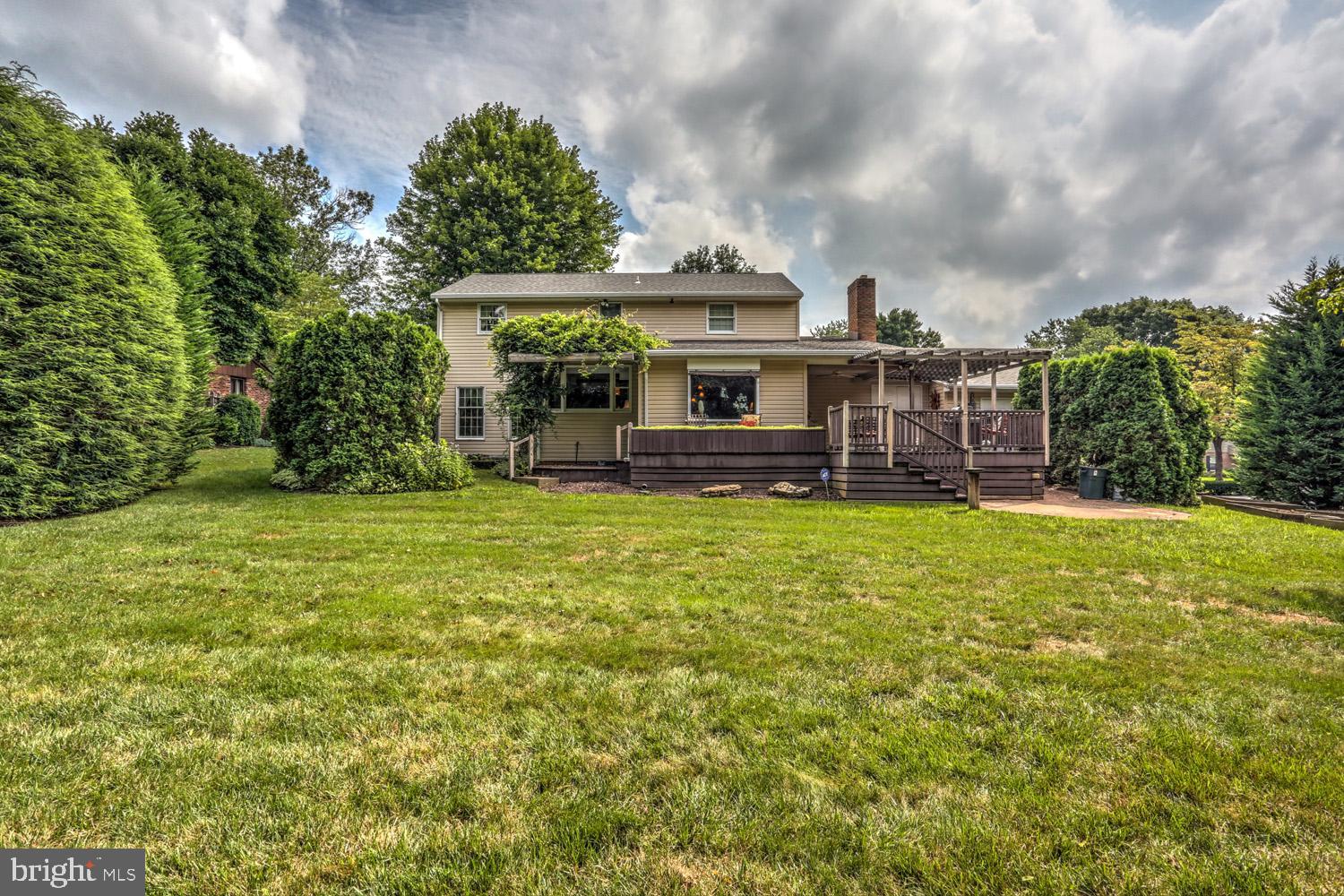 1929 North Eden Road Lancaster, PA 17601 - Photo 15 of 93