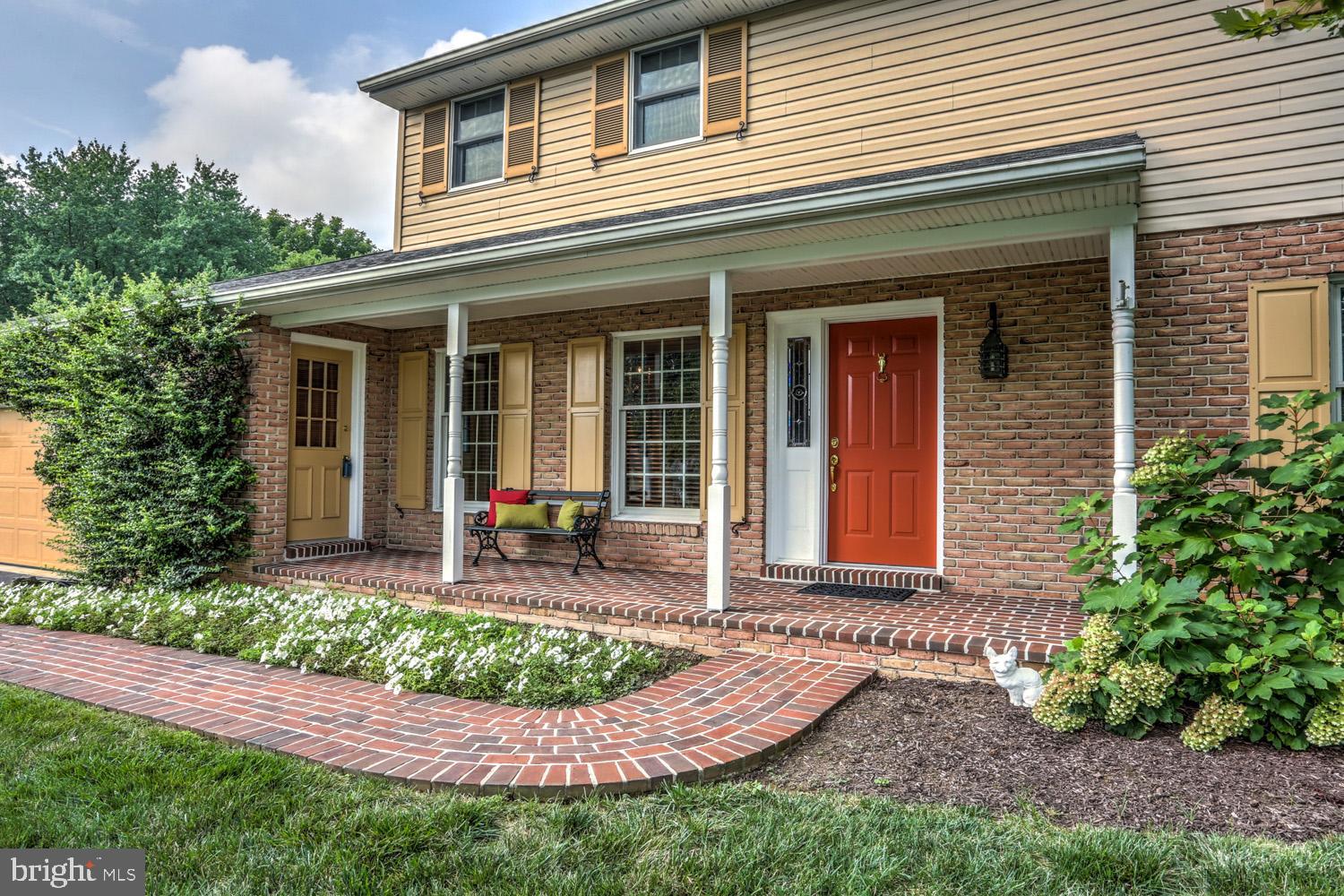 1929 North Eden Road Lancaster, PA 17601 - Photo 3 of 93
