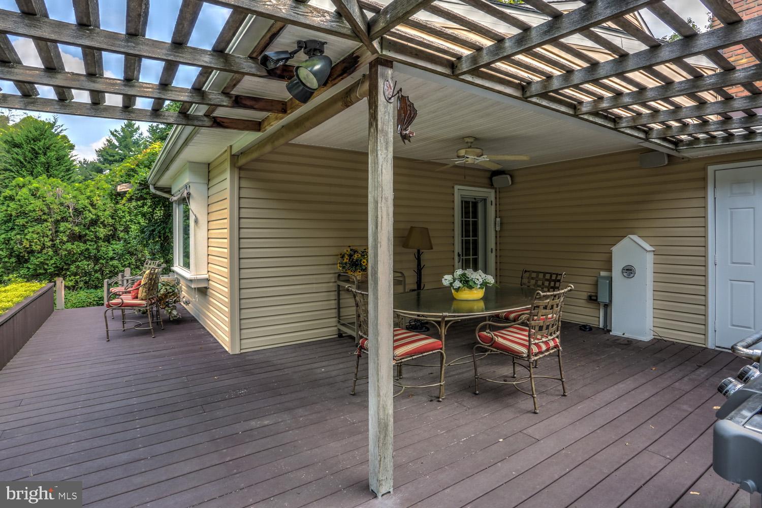 1929 North Eden Road Lancaster, PA 17601 - Photo 21 of 93