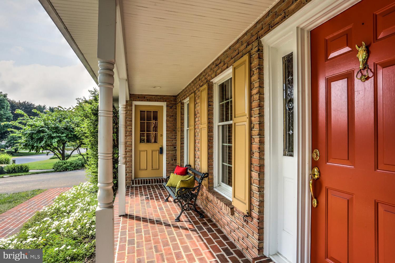 1929 North Eden Road Lancaster, PA 17601 - Photo 4 of 93