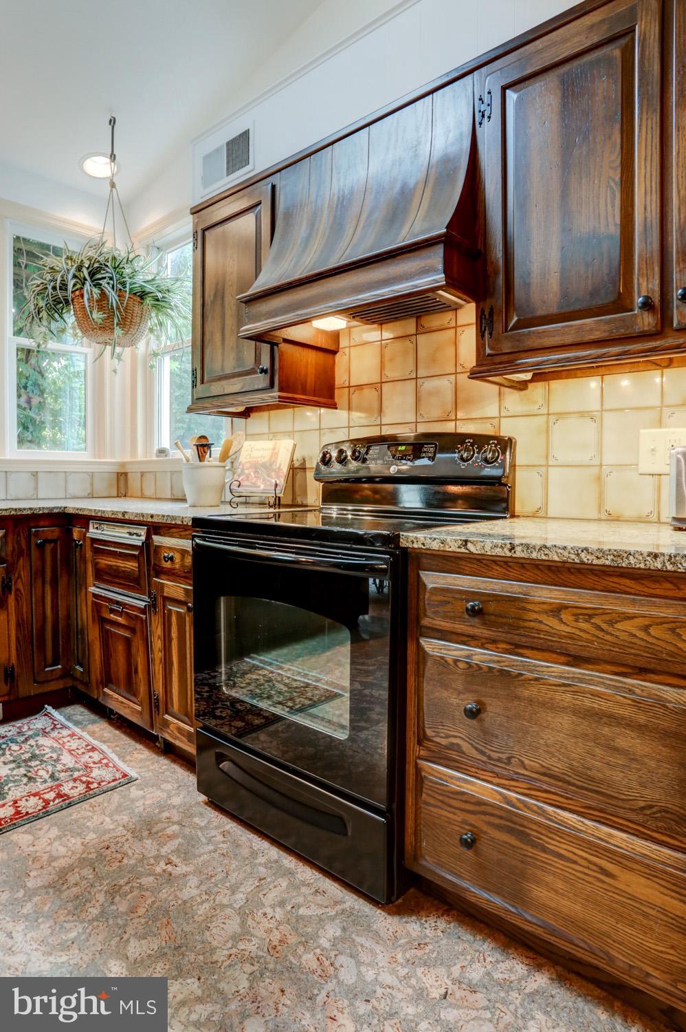1929 North Eden Road Lancaster, PA 17601 - Photo 42 of 93