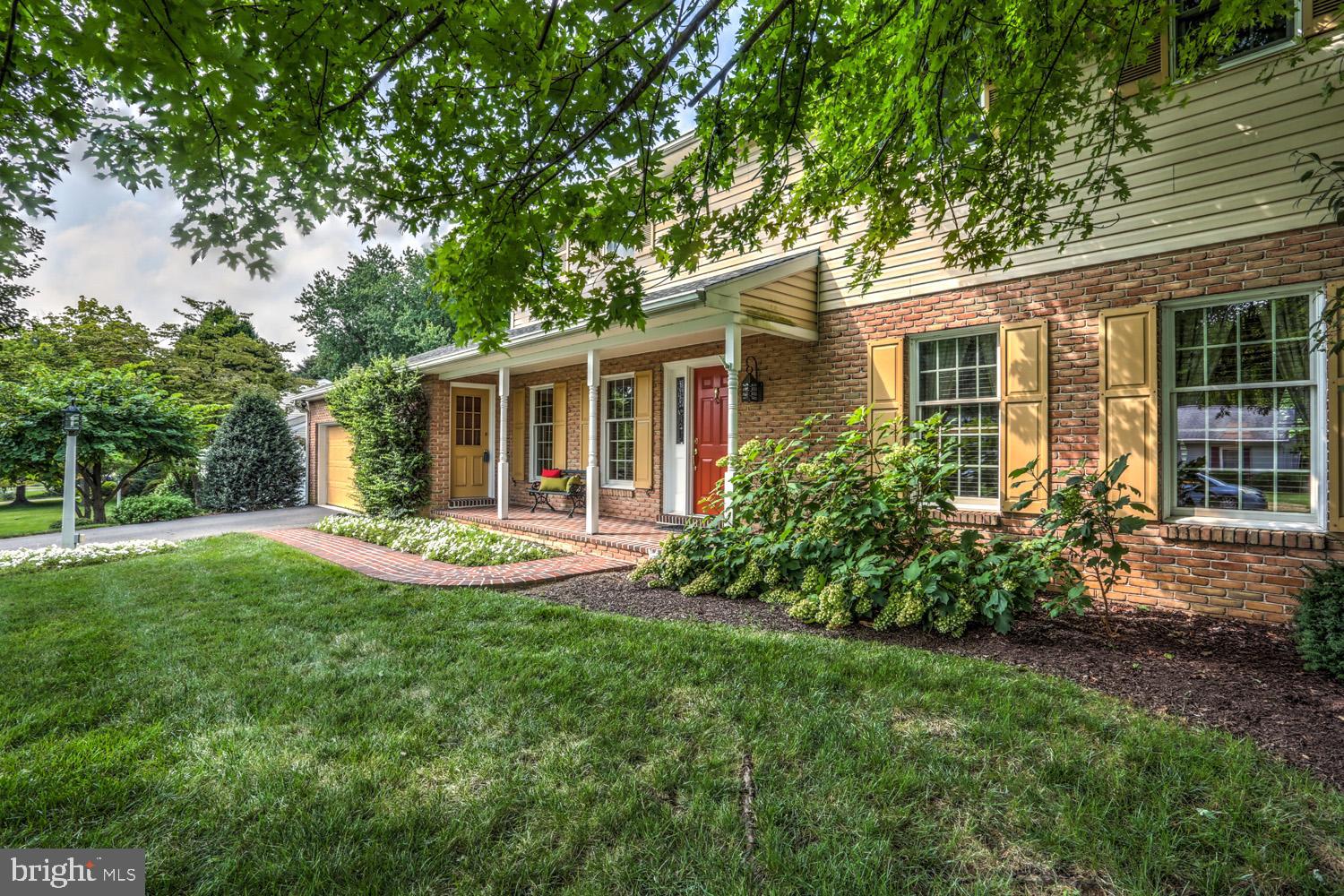 1929 North Eden Road Lancaster, PA 17601 - Photo 7 of 93