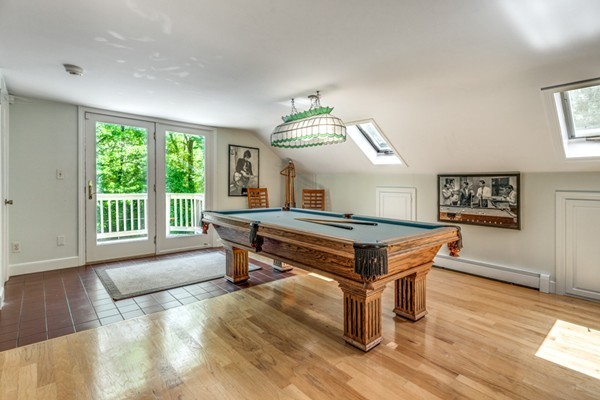 17 Edgemere Road Lynnfield, MA 01940 - Photo 17 of 29 Gallery Image 17