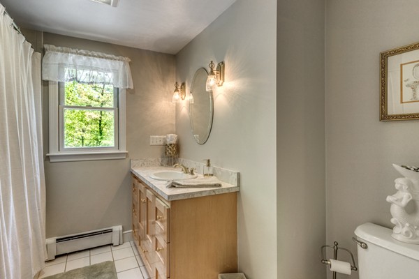 17 Edgemere Road Lynnfield, MA 01940 - Photo 23 of 29 Gallery Image 23