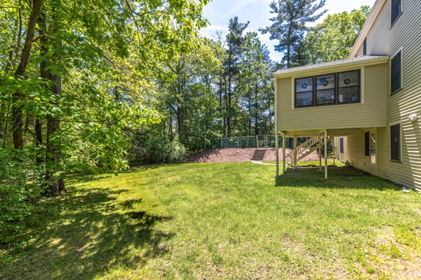 17 Edgemere Road Lynnfield, MA 01940 - Photo 27 of 29 Gallery Image 27