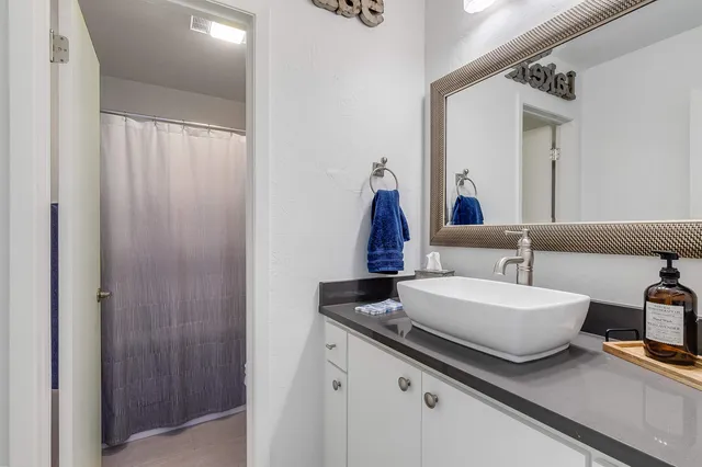 $749,000 | 613 Hi Circle North, Unit E, Horseshoe Bay, TX 78657